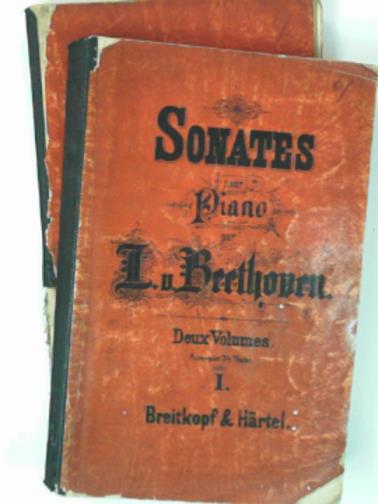 BEETHOVEN, L. v - Sonates pour piano: deux volumes
