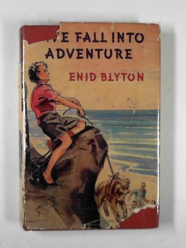 BLYTON, Enid - Five fall into adventure
