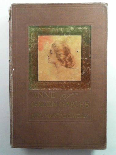 MONTGOMERY, L. M. - Anne of Green Gables