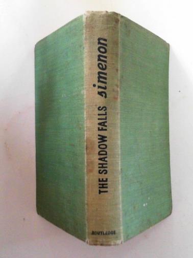 SIMENON, Georges - The shadow falls
